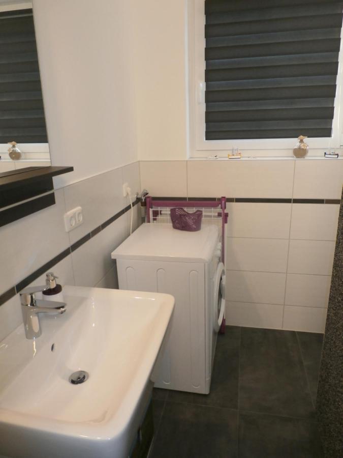 Ferienwohnung Am Seglerhafen Peenemunde Exterior foto