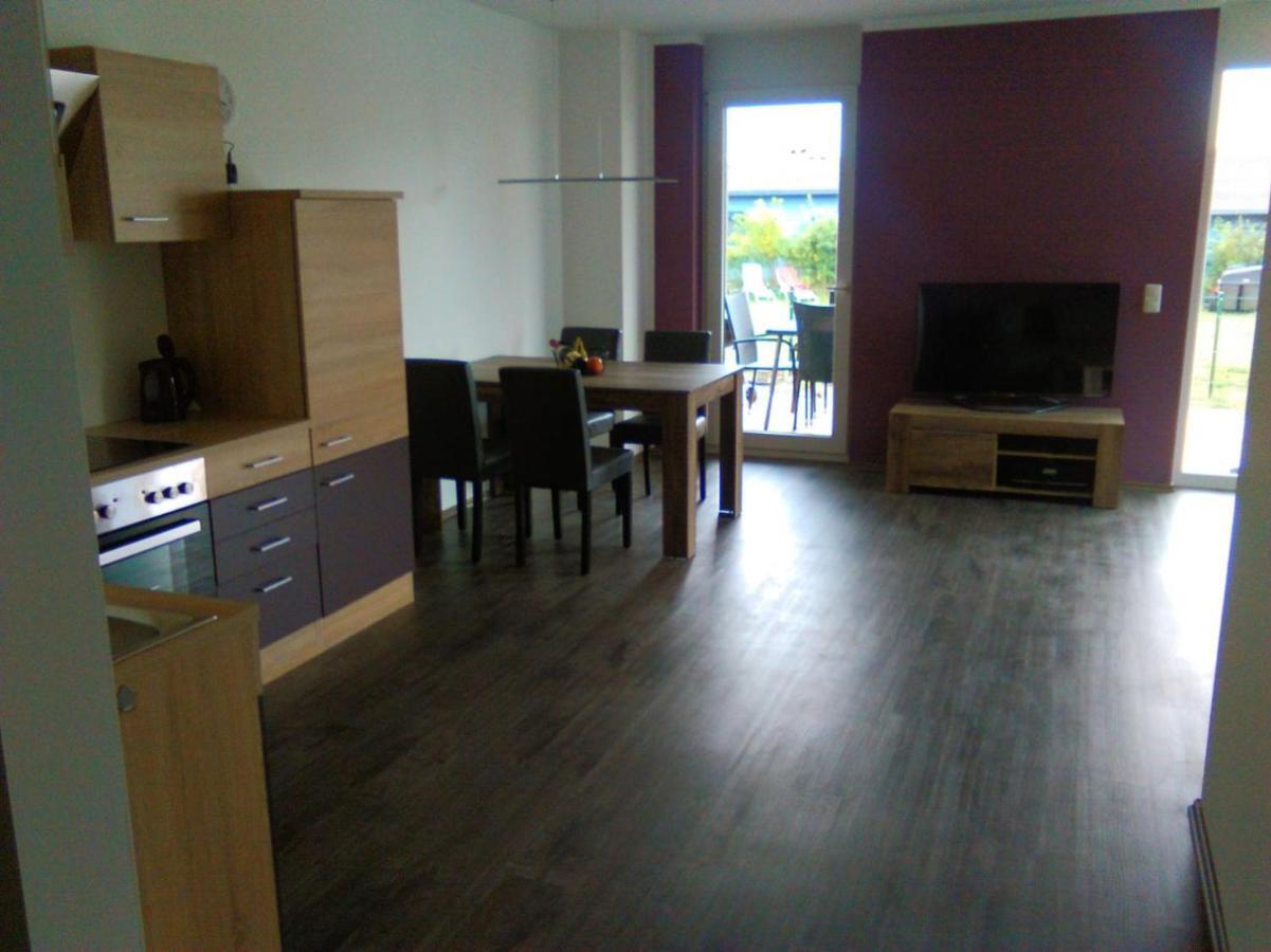 Ferienwohnung Am Seglerhafen Peenemunde Exterior foto