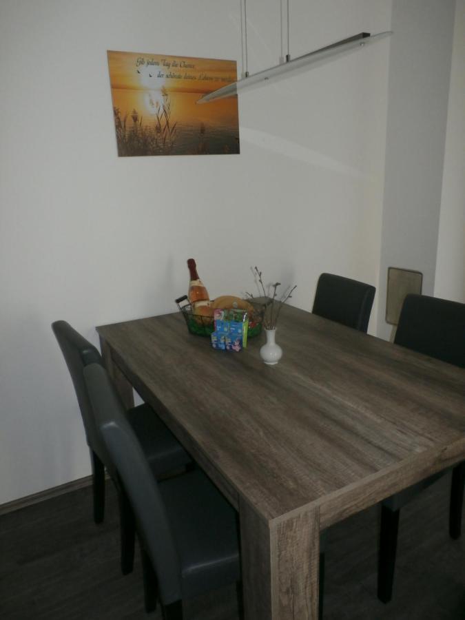 Ferienwohnung Am Seglerhafen Peenemunde Exterior foto