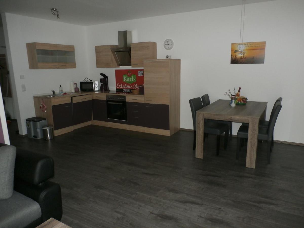 Ferienwohnung Am Seglerhafen Peenemunde Exterior foto